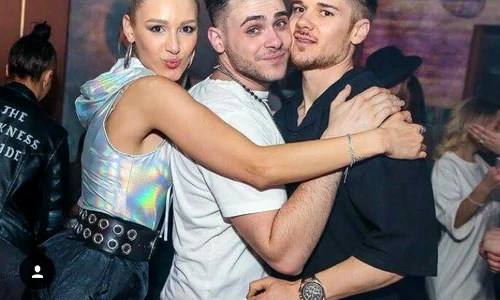Alina Eremia, fratele ei, Mircea, și Edi Barbu png