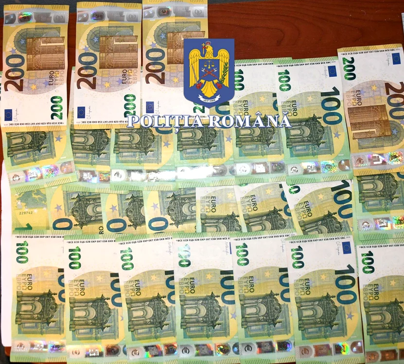Falsă măicuță, înșelăciune de mii de euro și bijuterii. FOTO IPJ Dâmbovița