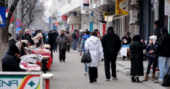 Bulevardul A.I. Cuza din Slatina, în aceste zile... (Foto: Mugurel Manea)