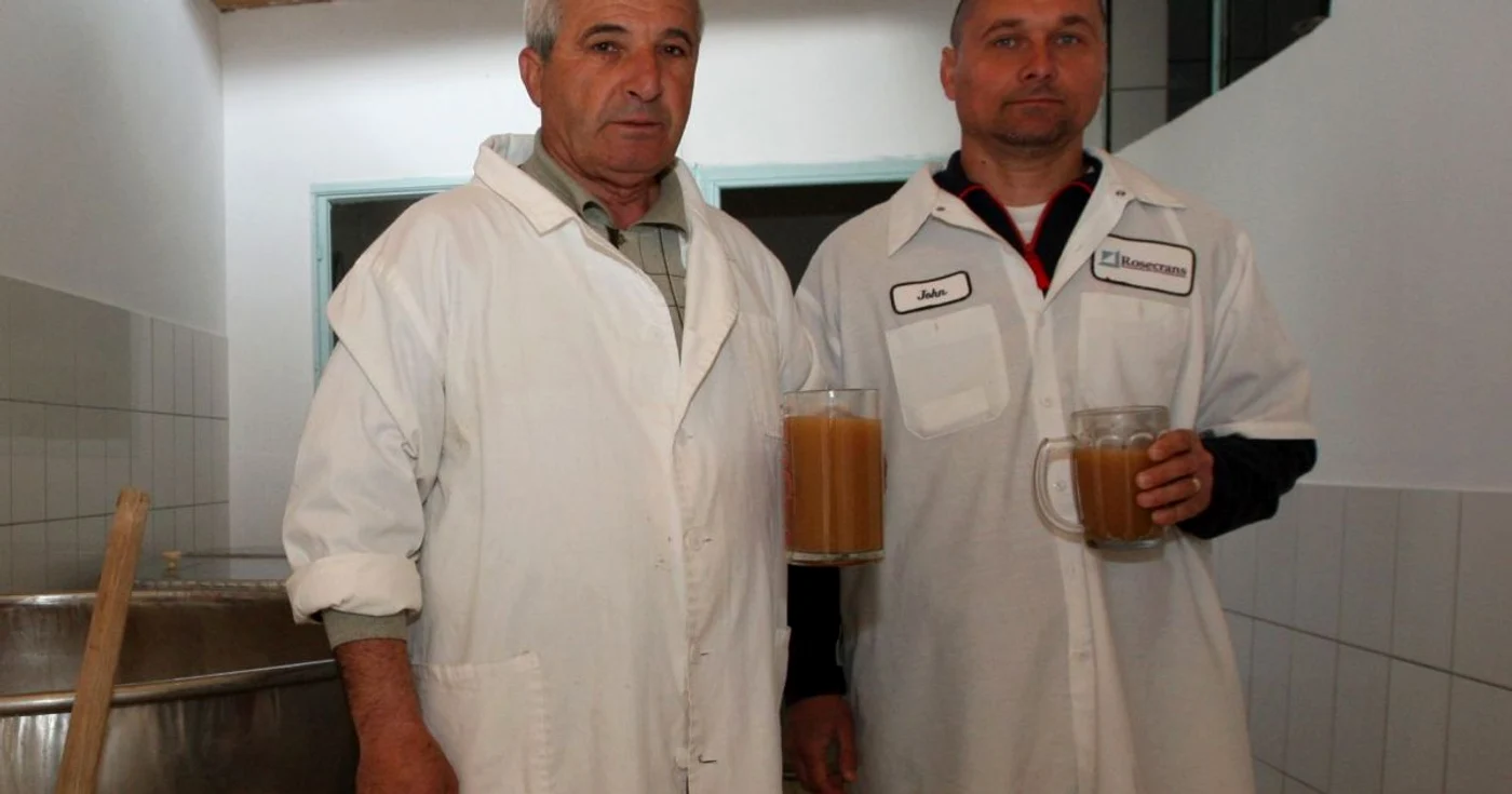 Gheorge Zmeu (dreapta) şi Gabriel Pauliuc - Galaţi