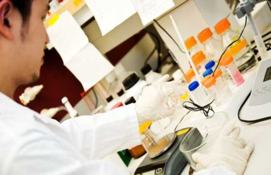 O proteină care influenţează longevitatea umană, identificată de cercetători