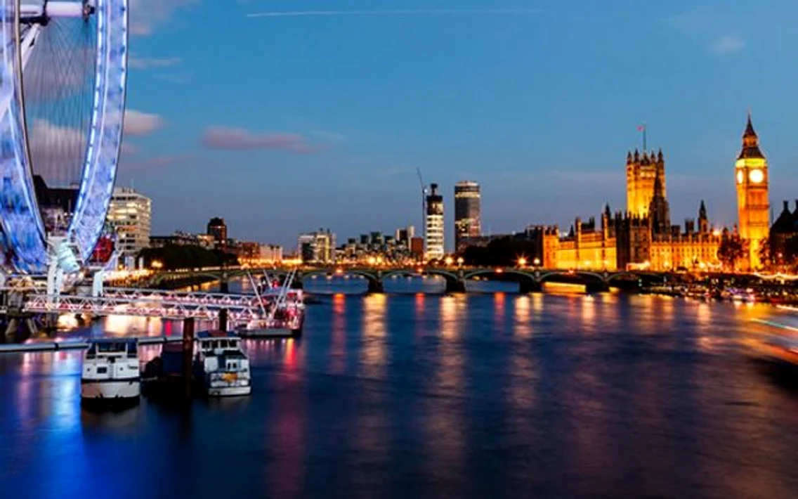 Londra - imagine aeriană Foto visitlondon com