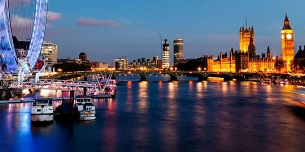 Londra - imagine aeriană Foto visitlondon com