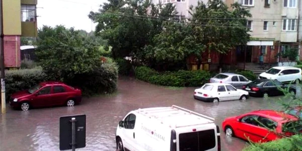 inundatiii brasov sacele