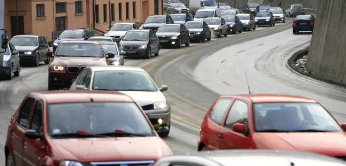 Poliţia Rutieră aştepta valori ridicate de trafic pe DN 1, pe 6 ianuarie. FOTO: arhivă Adevărul