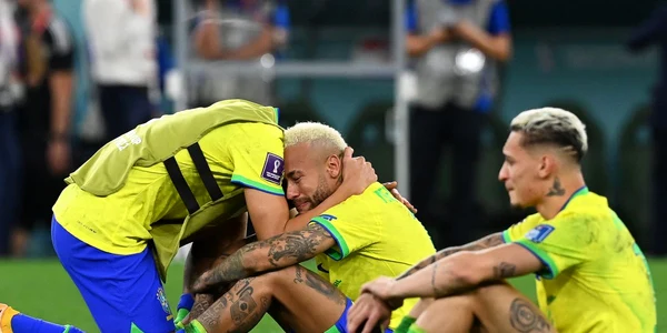 neymar plange brazilia jpg