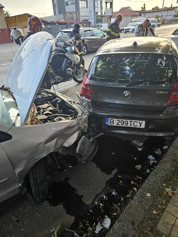 Ticy, prietenul Denisei Răducu, și-a găsit mașina avariată în parcare foto: arhiva personală