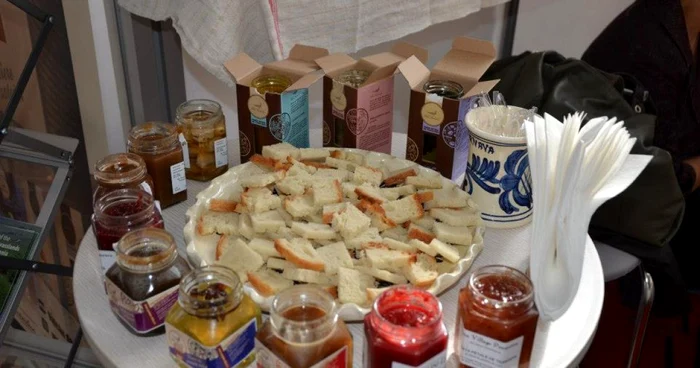 Produsele apicole de la Valcău au fost promovate la mai multe târguri internaţionale FOTO Fundaţia AGAPIS