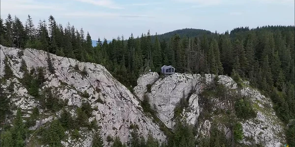 cea mai tare cazare 1 jpg