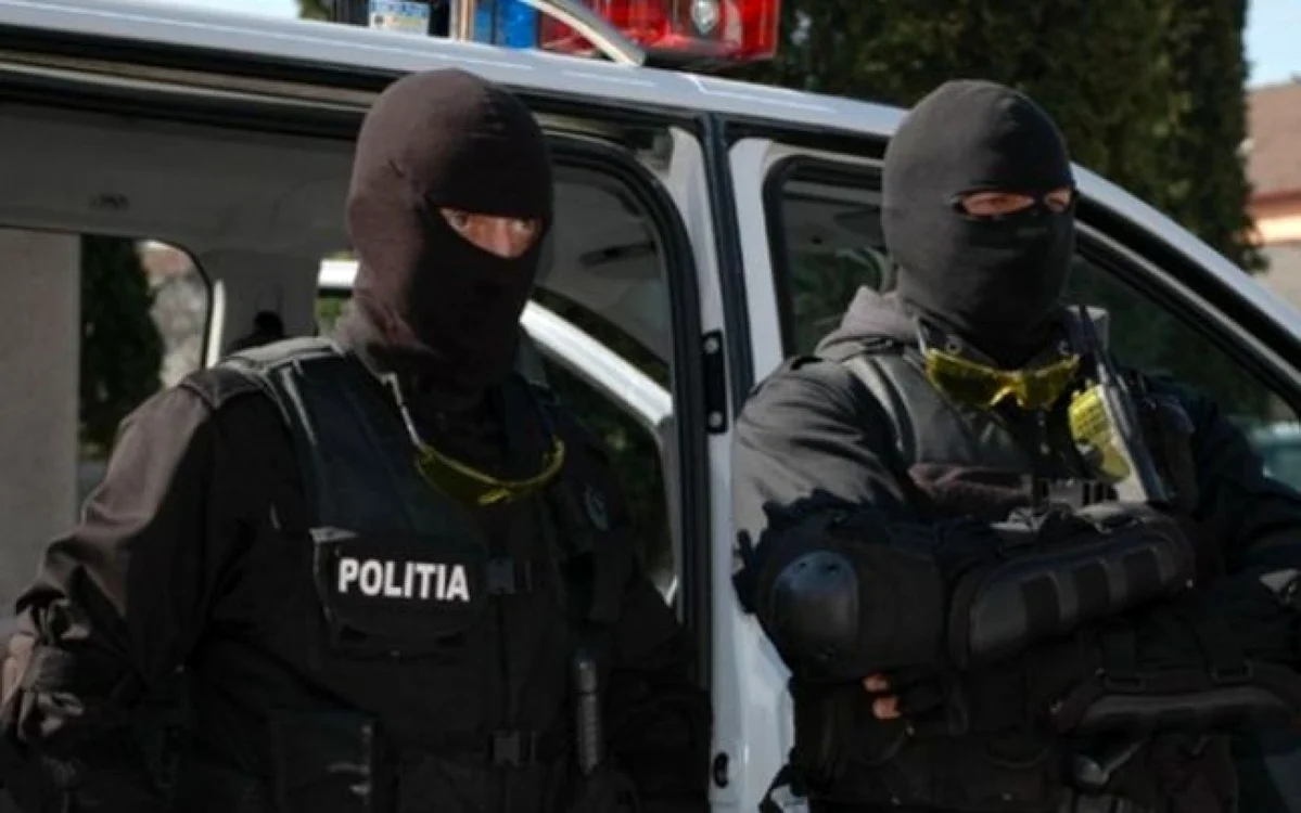 Poliţia a efectuat zeci de percheziţii în ultima săptămână FOTO Adevărul