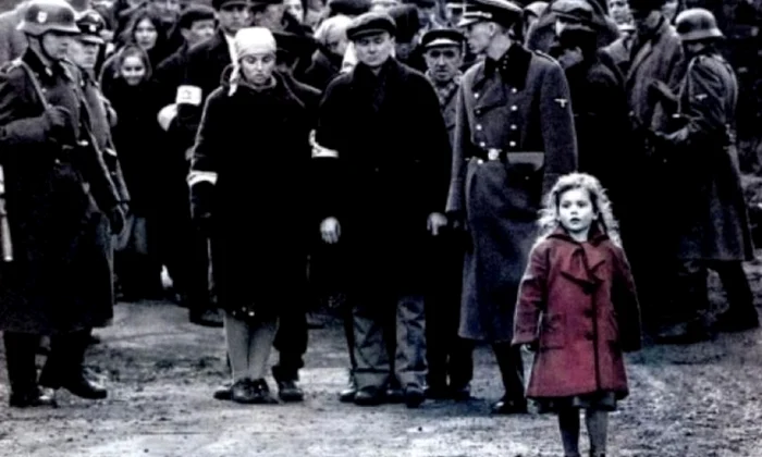Trauma “fetiţei în palton roşu” din “Lista lui Schindler” jpeg