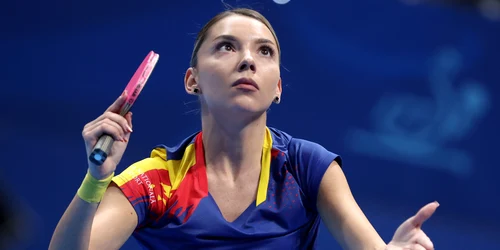 bernadette szocs fb fr tenis de masa jpg