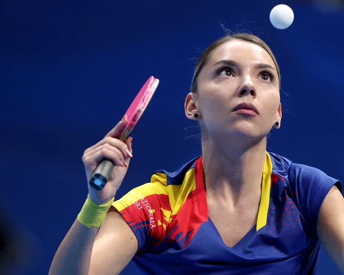 bernadette szocs fb fr tenis de masa jpg