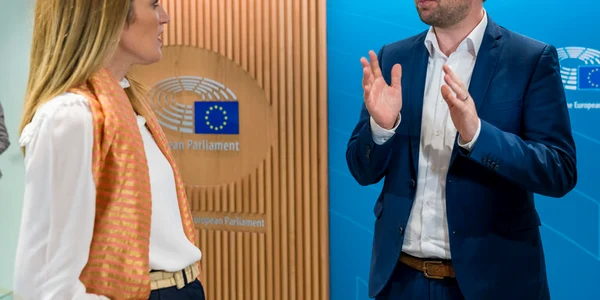 Roberta Metsola si Dominic Fritz SURSA Primaria Timisoara jpg