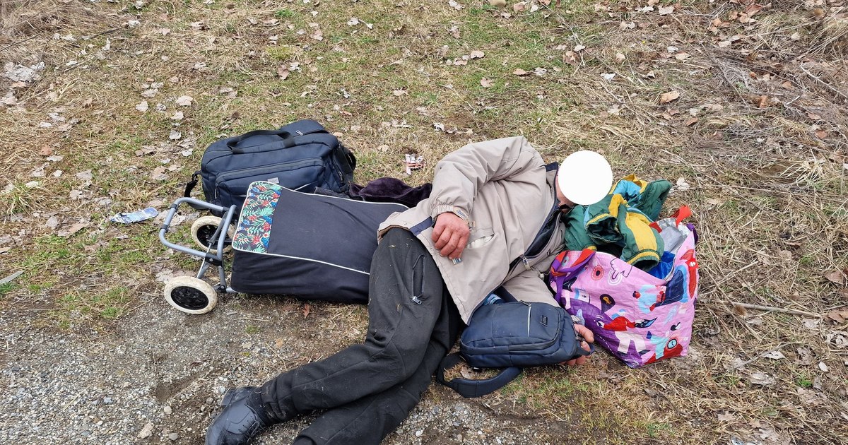 Bărbat abandonat de ambulanță în tufișuri: „Sunt încă șocat de întâmplarea pe care am trăit-o”