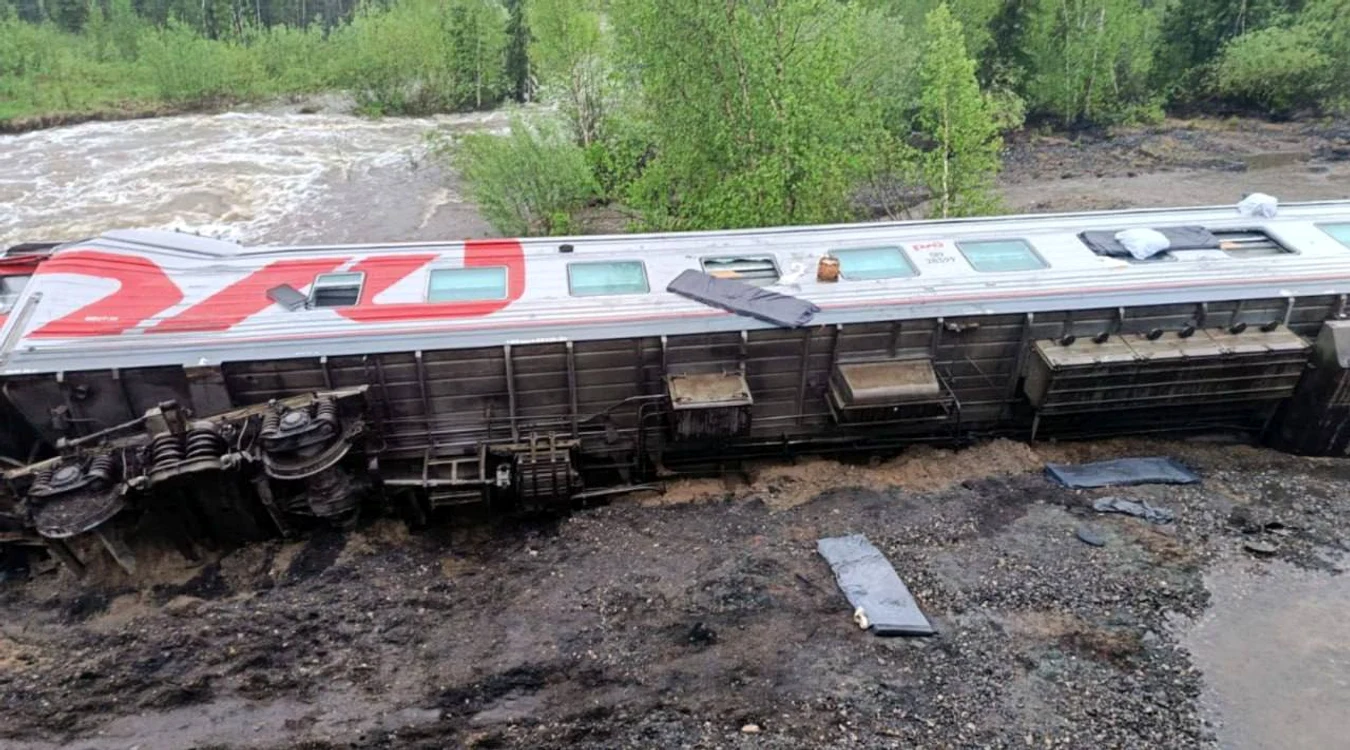 Tren deraiat in Rusia FOTOLX / X