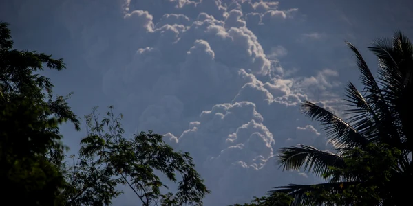Muntele vulcaniC Merapi din Indonezia a erupt pe 11 martie 2023 FOTO Profimedia jpg