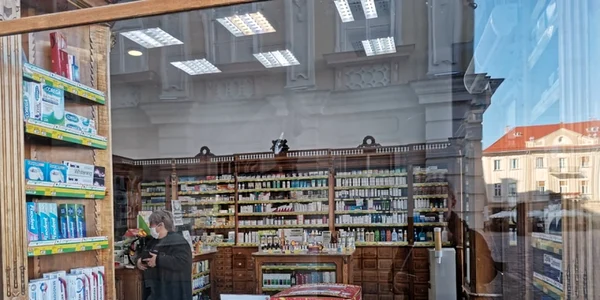 Povestea unei farmacii care a scris istorie în Timişoara