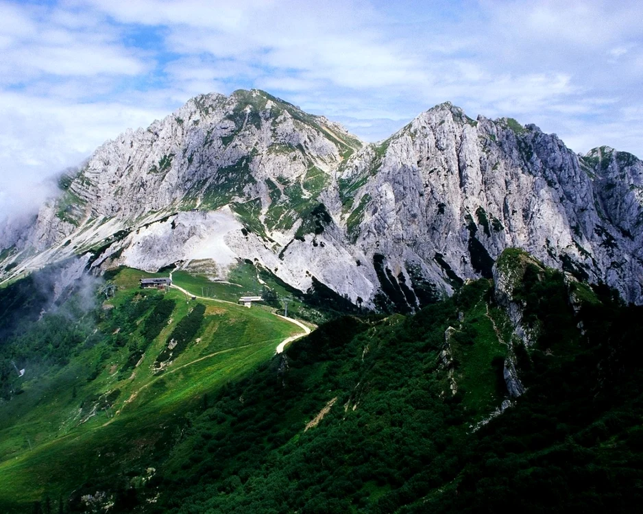 Încălzirea globală duce la topirea gheţarilor din Alpii italieni FOTO picsfab.com