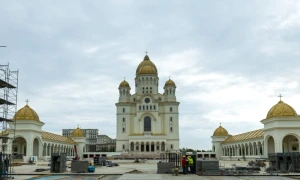 piateta Catedrala Nationala 171 890x501 webp