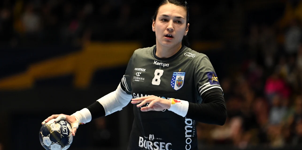 Cristina Neagu nu a putut evita înfrângerea ”tigroaicelor”. Foto Sportpictures