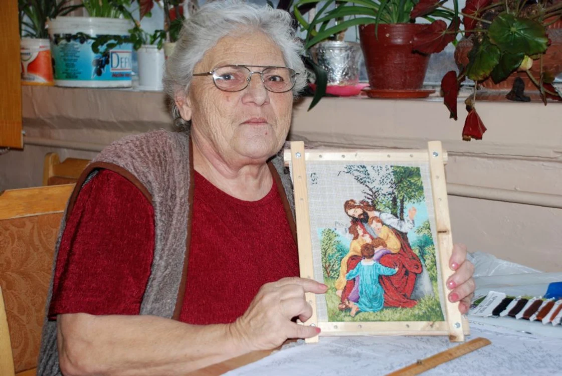 Pensionara realizează adevărate opere de artă