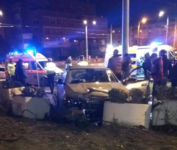 Maşina care a accidentat cei doi pietoni FOTO GSDG