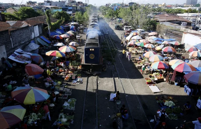 O piaţă din Manila FOTO EPA / Francis R Malasig