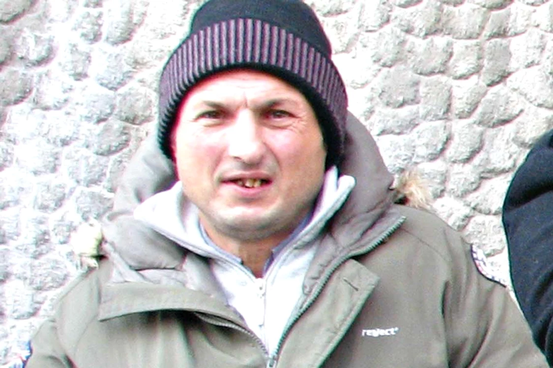 Nicuşor (41 de ani) ne va  spune cum să ne îmbrăcăm  în această săptămână