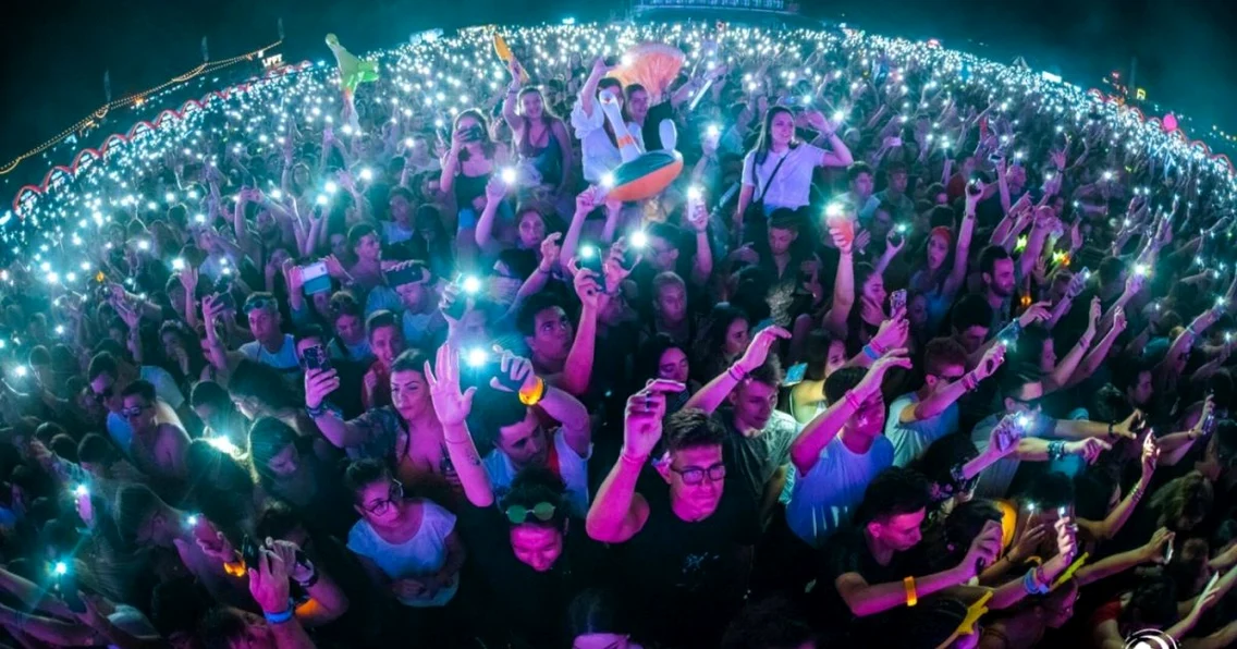 NEVERSEA - cel mai mare festival de pe plajă din Europa Sursa Facebook Neversea
