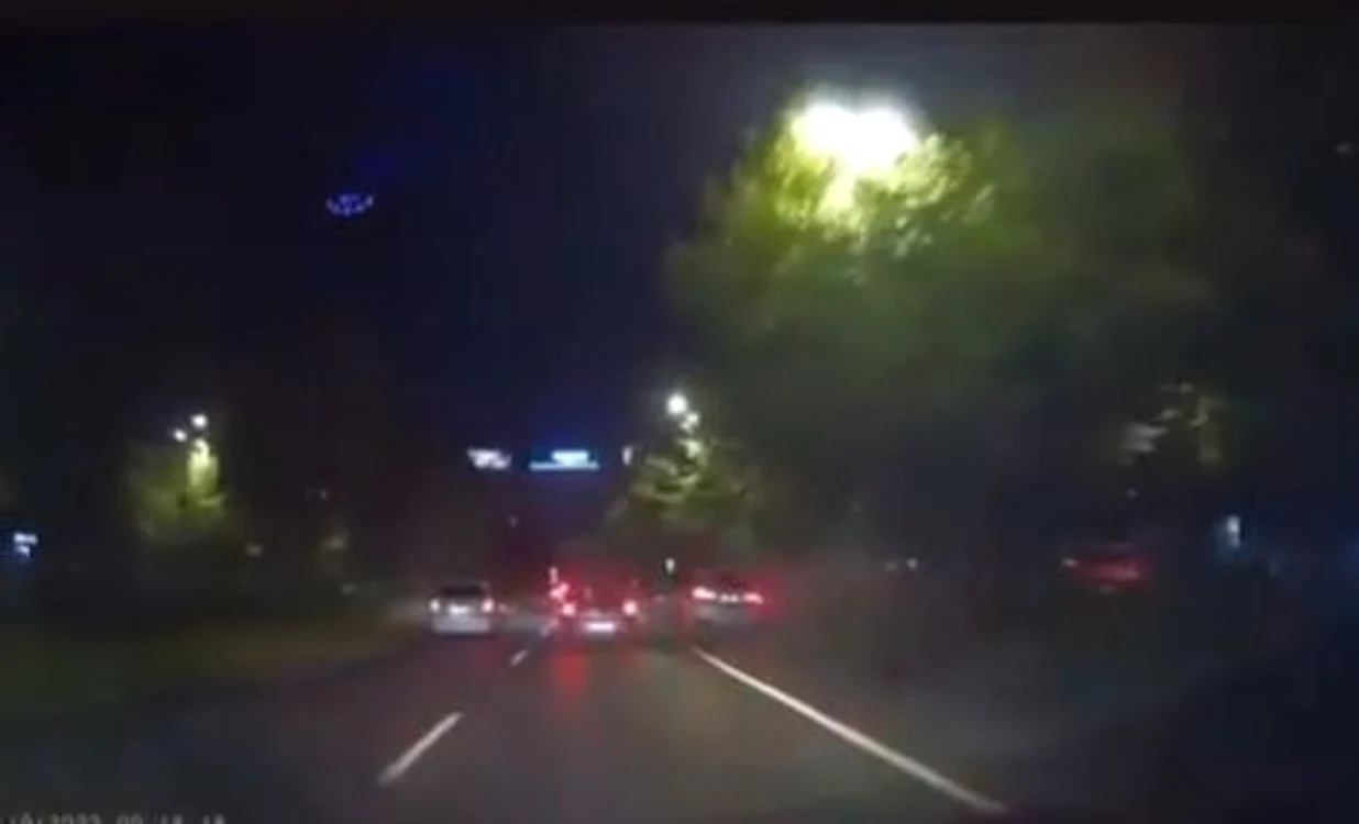 Accidentul cumplit filmat în București. FOTO „Captură video