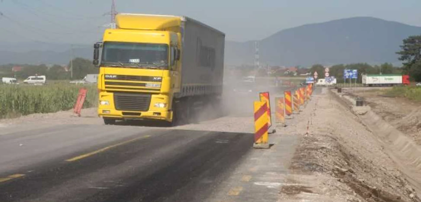 Şoferii dau tot mai multe semne că şi-au pierdut răbdarea cu tarifele RCA