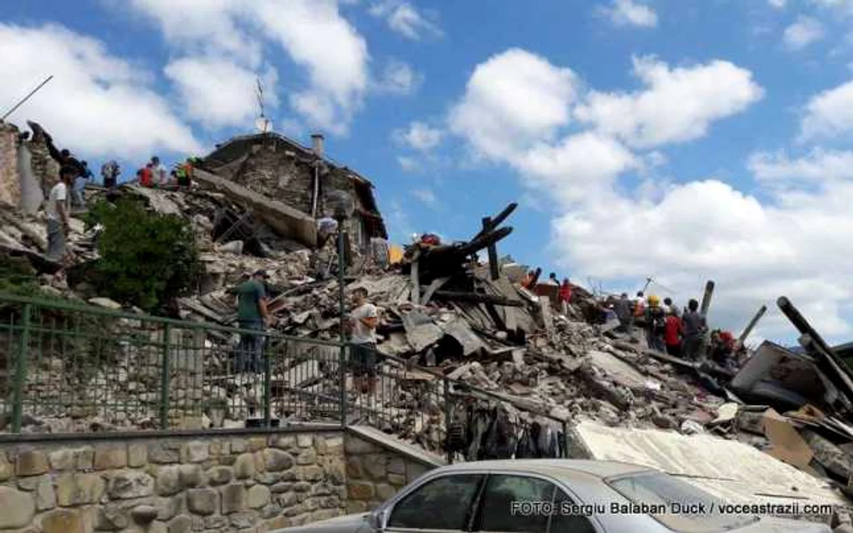 Clădiri dărâmate de cutremur la Amatrice FOTO Arhivă
