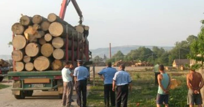 Alba Iulia: Poliţiştii ies în stradă pentru a preveni criminalitatea