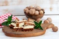 Napolitane cu caramel si nuci  Sursa foto shutterstock 2456580029 jpg