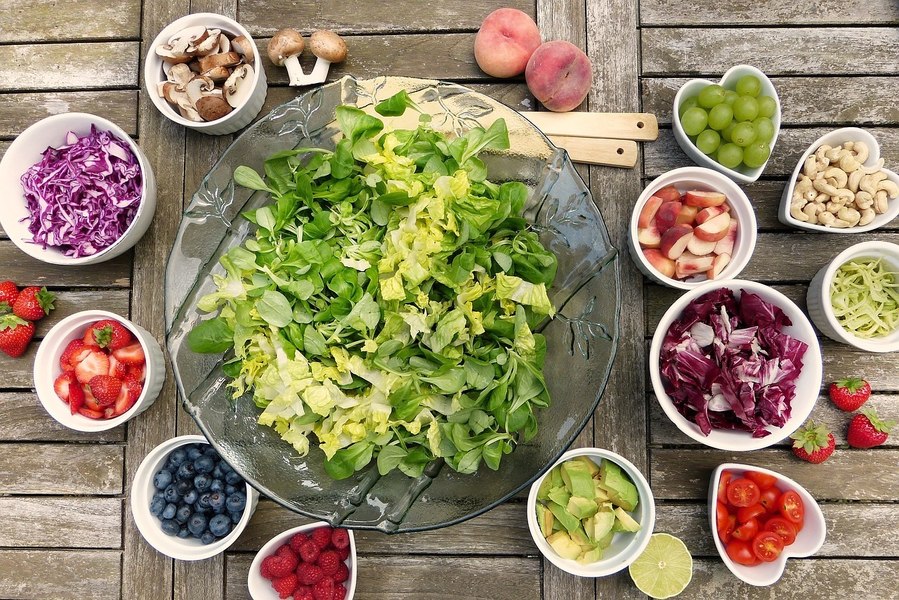 Cum poate corpul vegetarienilor să producă singur grăsimi pe care carnivorii le asimilează doar din mâncare. Ce au descoperit cercetătorii