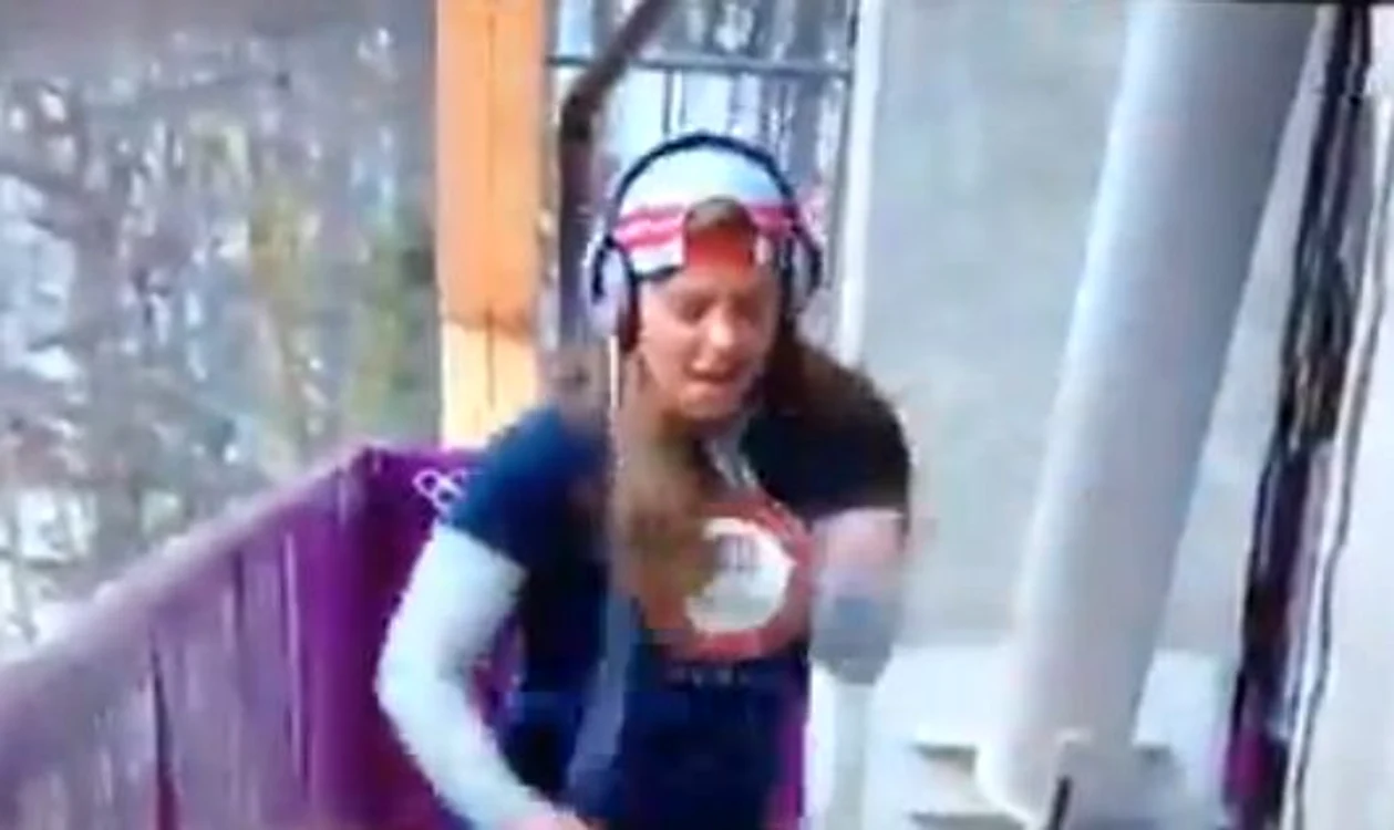 Kate Hansen se mică bine pe muzica lui Beyonce (captură video)
