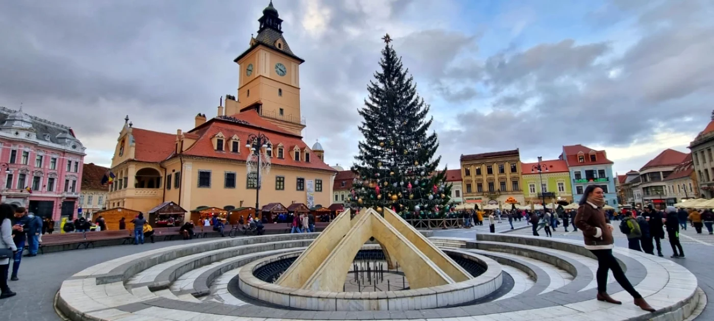 Piaţa Sfatului din Braşov FOTO Primăria Braşov
