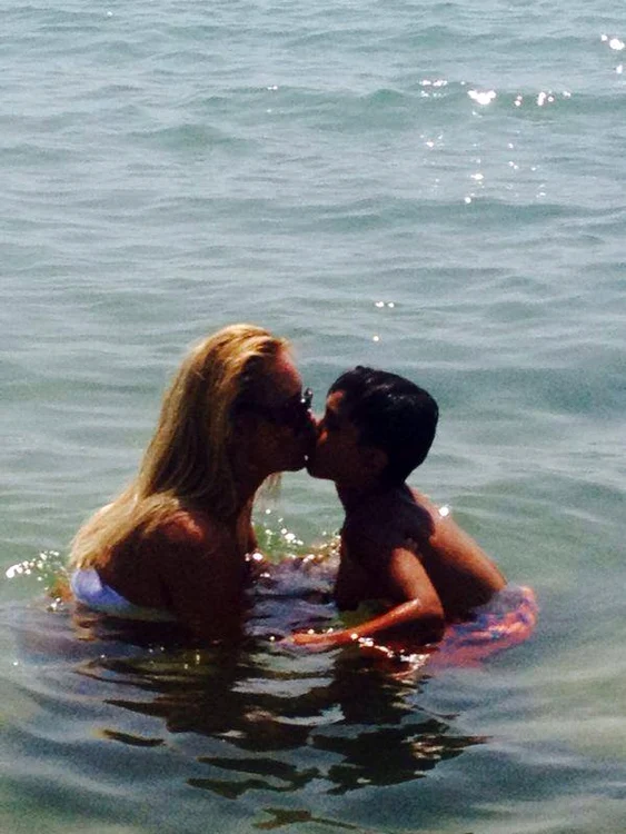 Vica şi Edan, fericiţi împreună