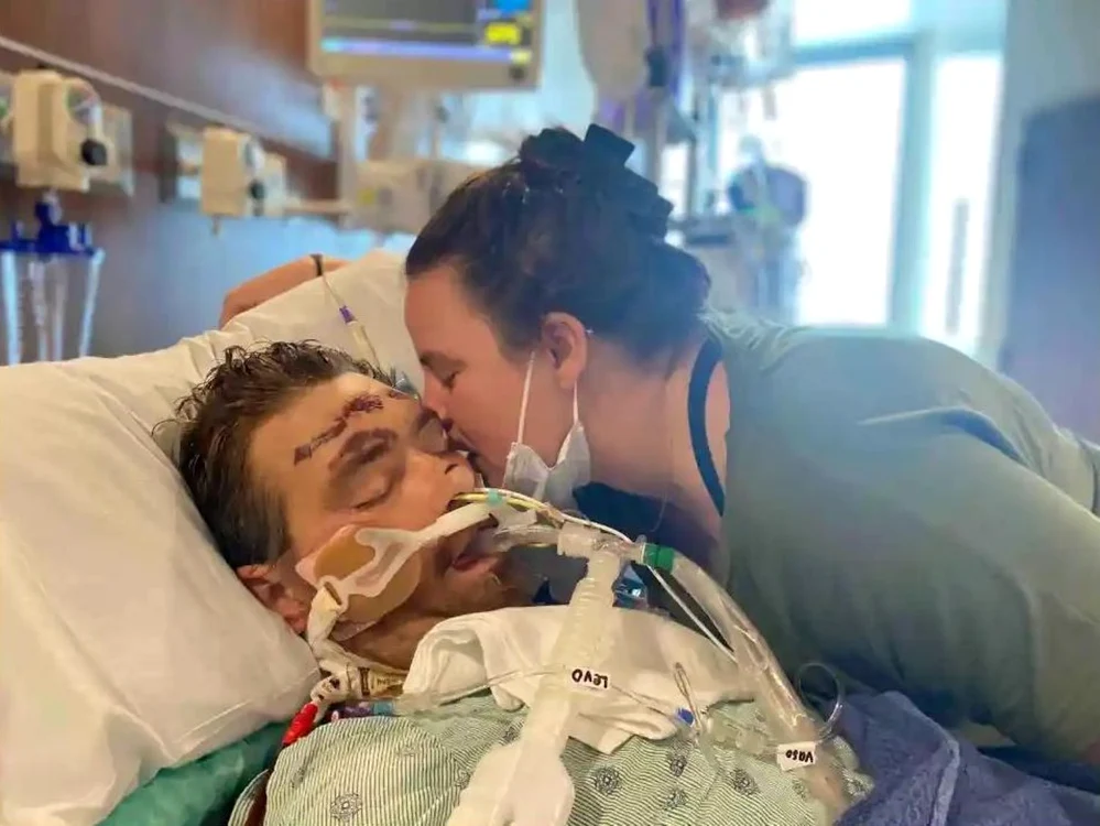 Steven Spinale a fost în comă trei săptămâni, foto GoFundMe 