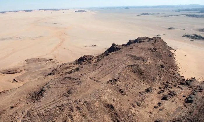 Rămășite umane vechi de 7000 de ani, descoperite în Arabia Saudită (© AAKSA and Royal Commission for AlUla / livescience.com)