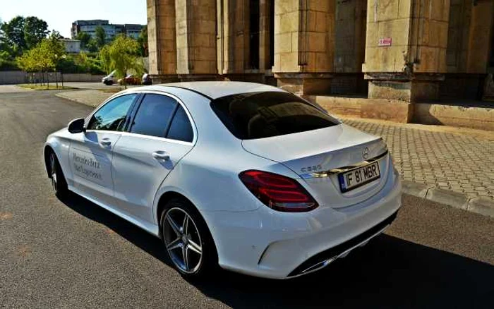 mercedes clasa c rear