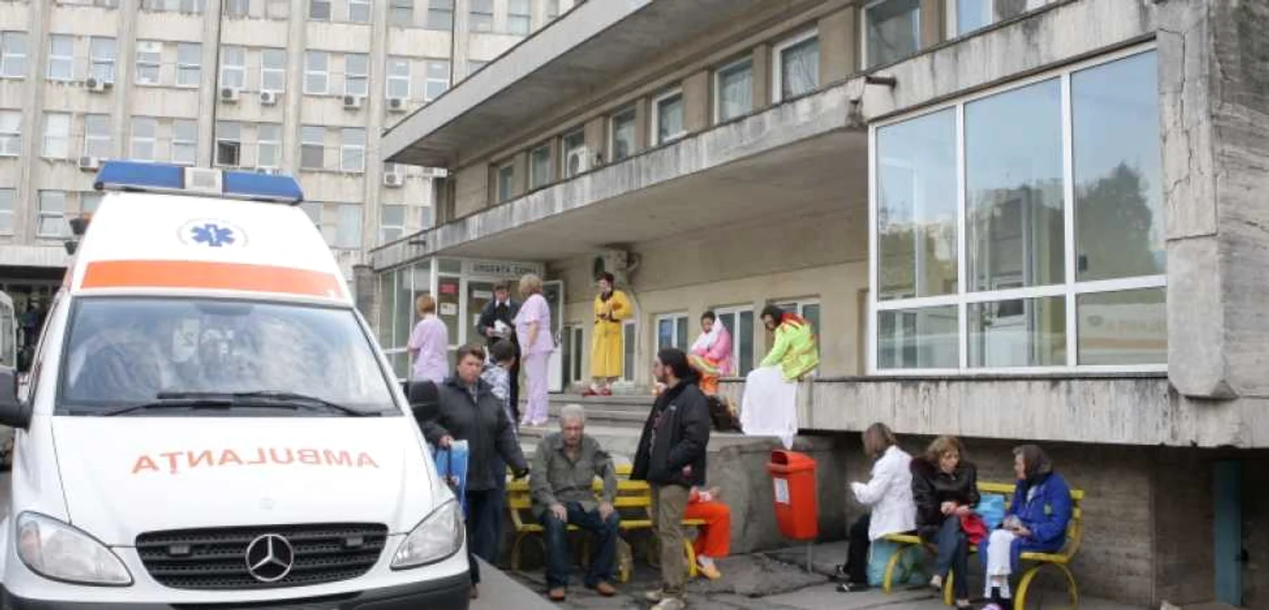 Băieţelul a murit în drum spre spital 