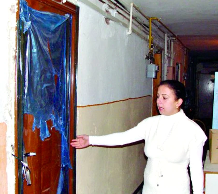 Uşa WC-ului de la etajul doi a fost schimbată şi zăvorâtă