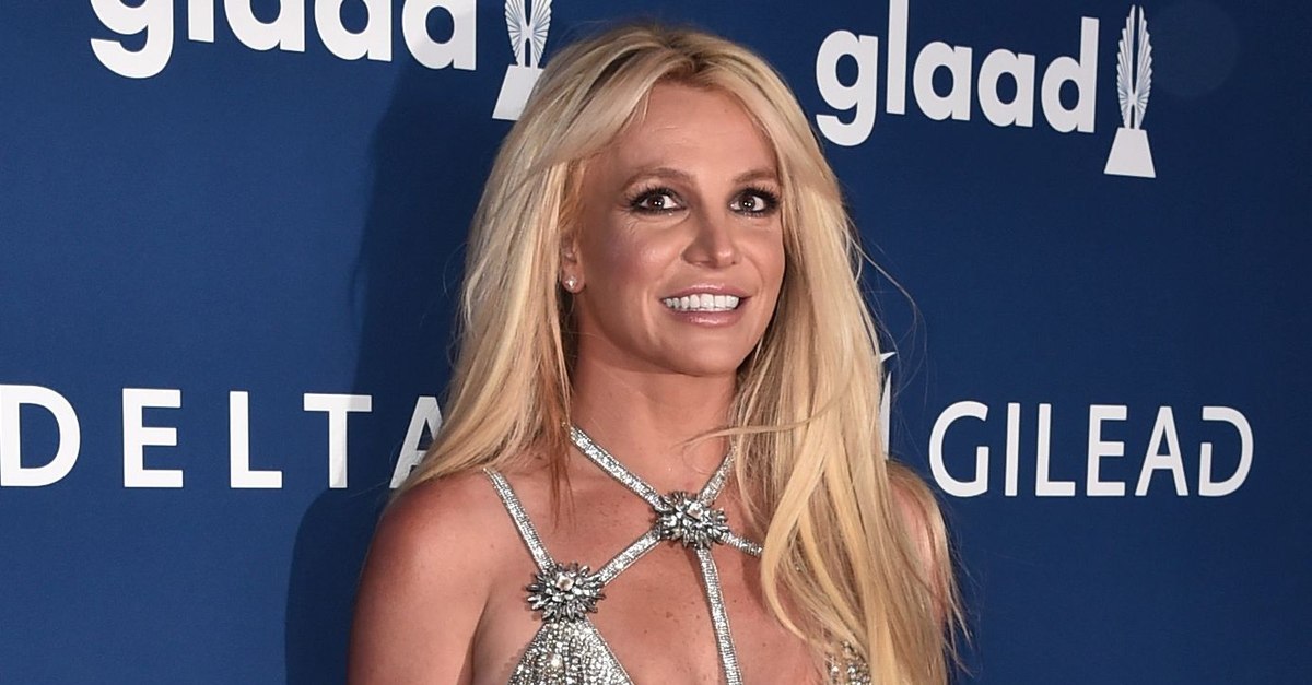 Britney Spears arestată în California pentru DUI