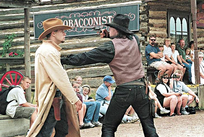 Vrea să trăiască precum un cowboy