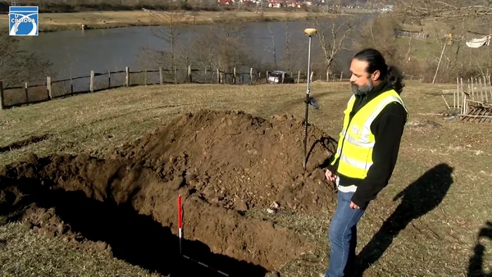 Sondare arheologică intruzivă pe Lotul 2 al Autostrăzii Sibiu Pitești Foto captură DRDP Craiova
