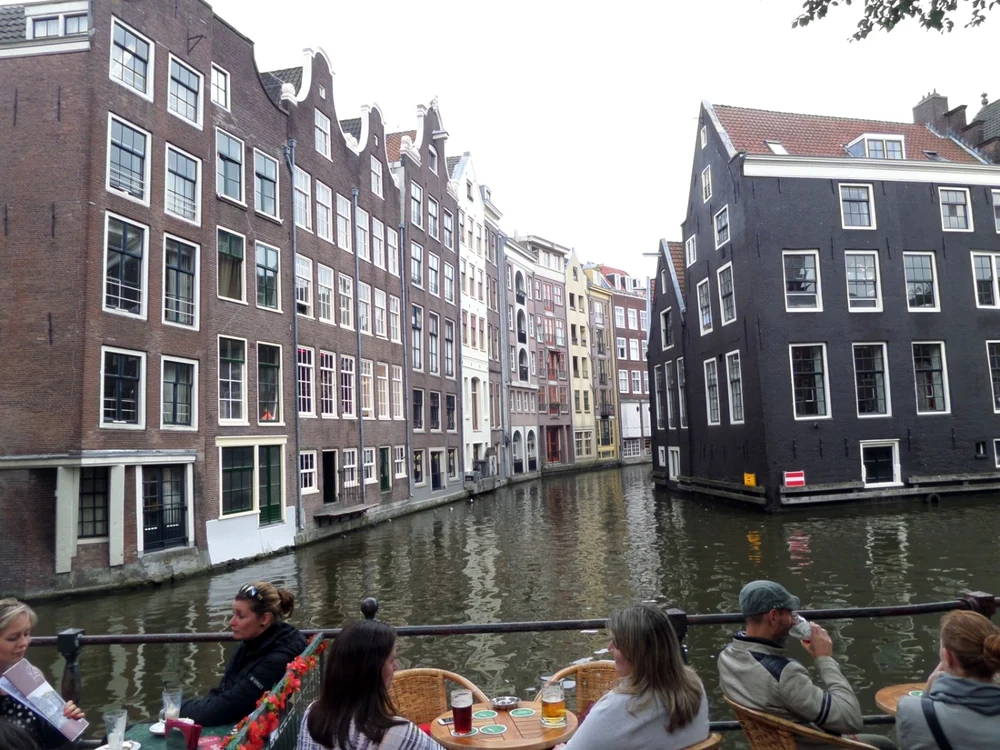 Amsterdam e frumos pe orice stradă ai merge FOTO: Denis Grigorescu