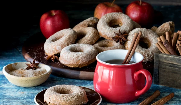 Gogosi cu mere  Sursa foto shutterstock 2518717831 jpg