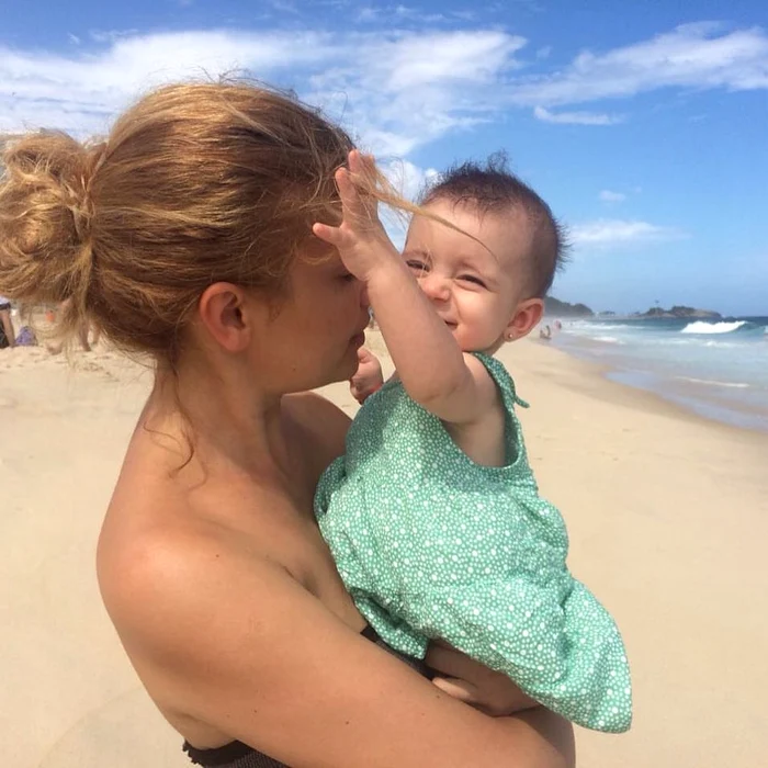 Amalia Enache fara machiaj 3 jpeg